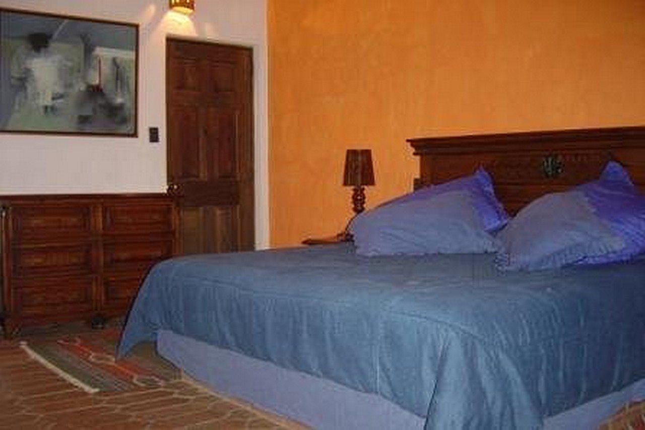 Lago Sol Hotel & Suites Tzintzuntzan Ruang foto